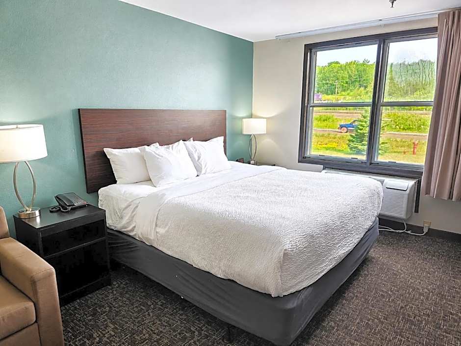 Sleep Inn & Suites near Spirit Mountain