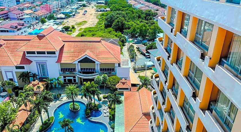 Eastern Grand Palace Hotel