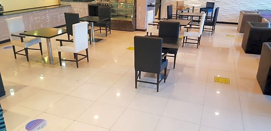 Tulip Hotel & Suites