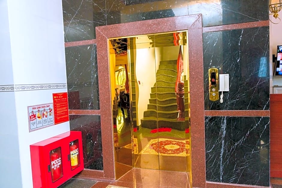 Khách sạn Ngọc Thủy LaGi