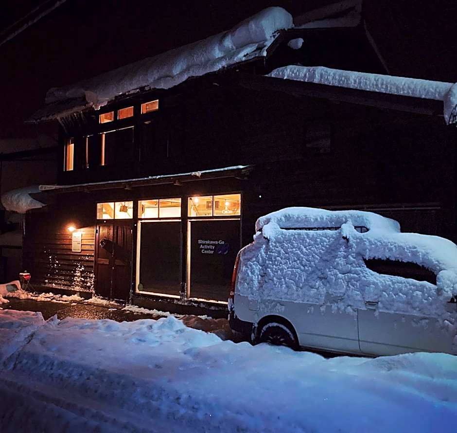 GuestHouse Shirakawa-Go INN