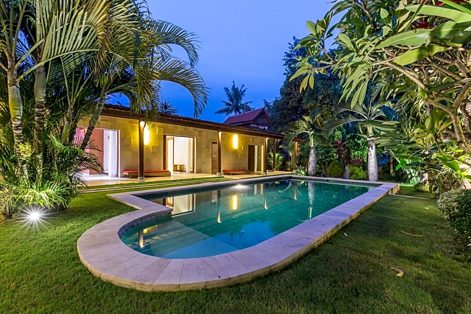 Villa Pilou – Tanah Lot, WY