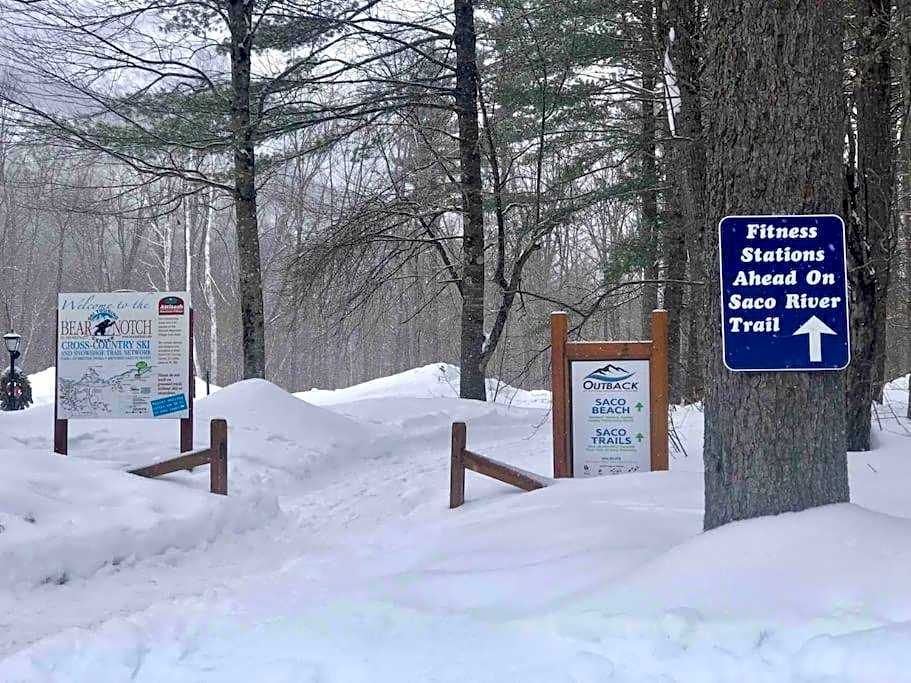 Attitash Mountain Village Studio - Slope View - Ski - Storyland