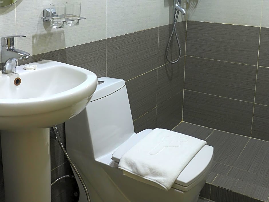 Prince Plaza Ii Condotel