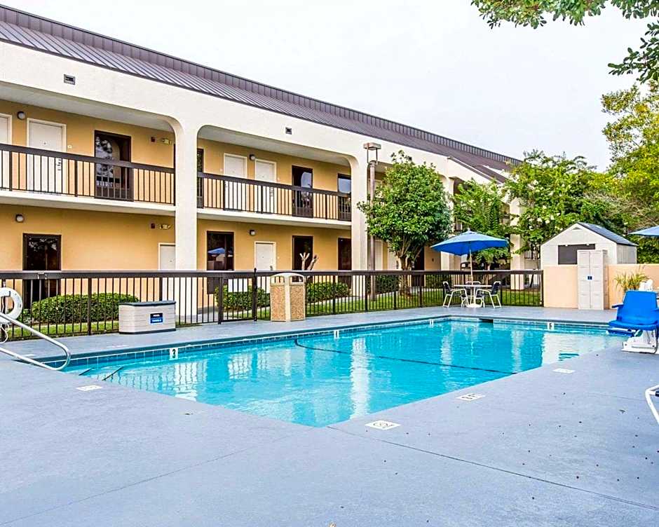 Quality Inn At The Mall - Valdosta