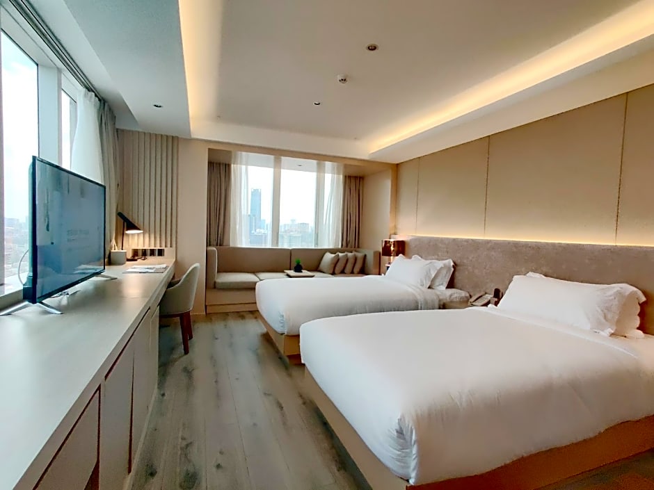 Majestic Hotel