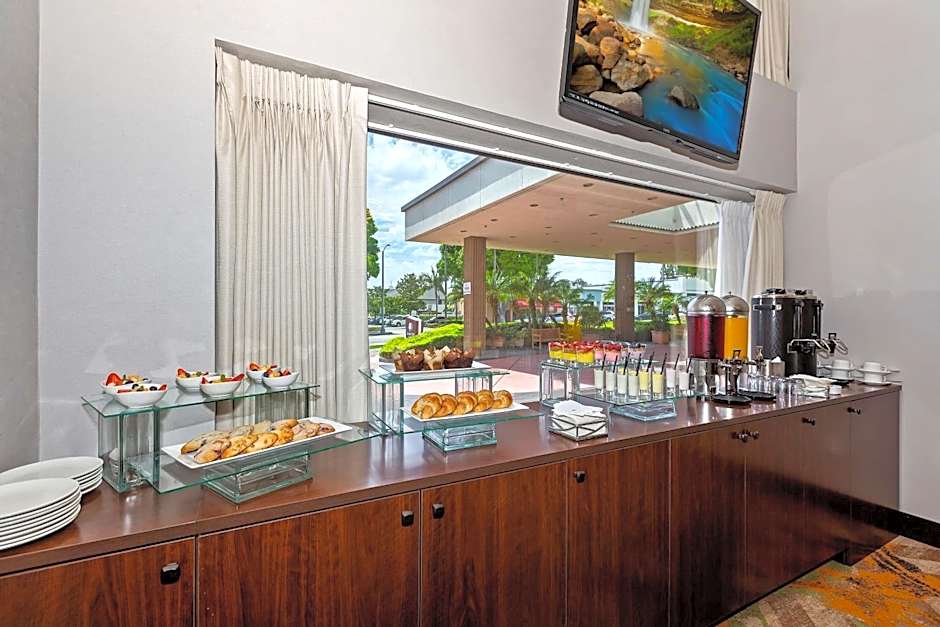 DoubleTree by Hilton Whittier Los Angeles