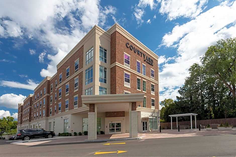 Courtyard by Marriott Rochester Downtown