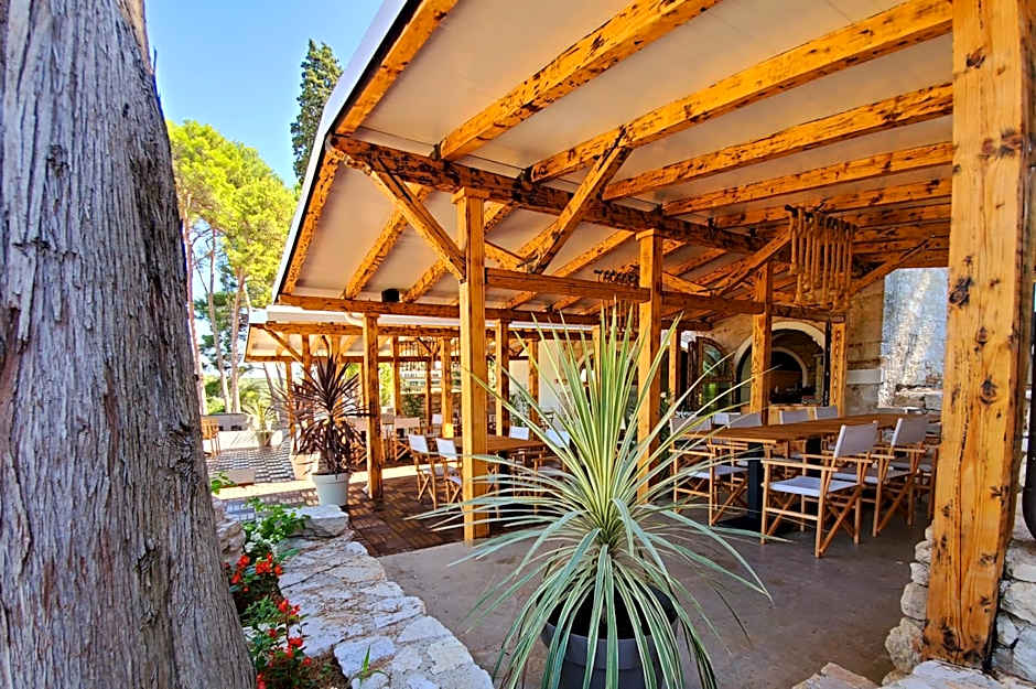 Porton Nature Hideouts