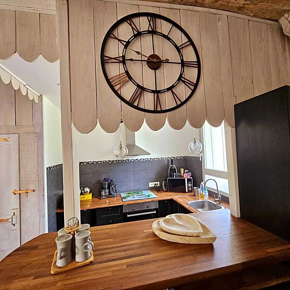 Au Refuge Des 3 Ours - Chambres d'hôtes et cabanes