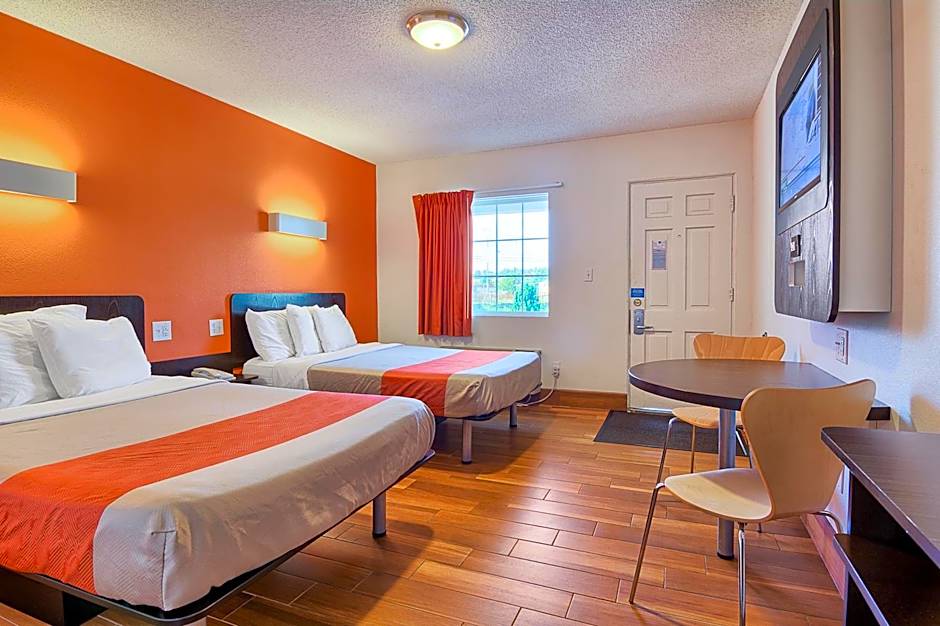 Motel 6-Harrisonburg, VA - South