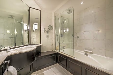 Deluxe Garden View Double