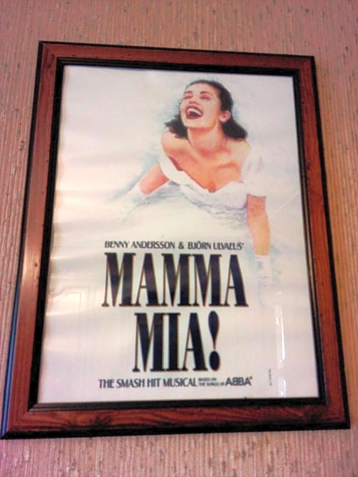 B&B Mamma Mia Family House