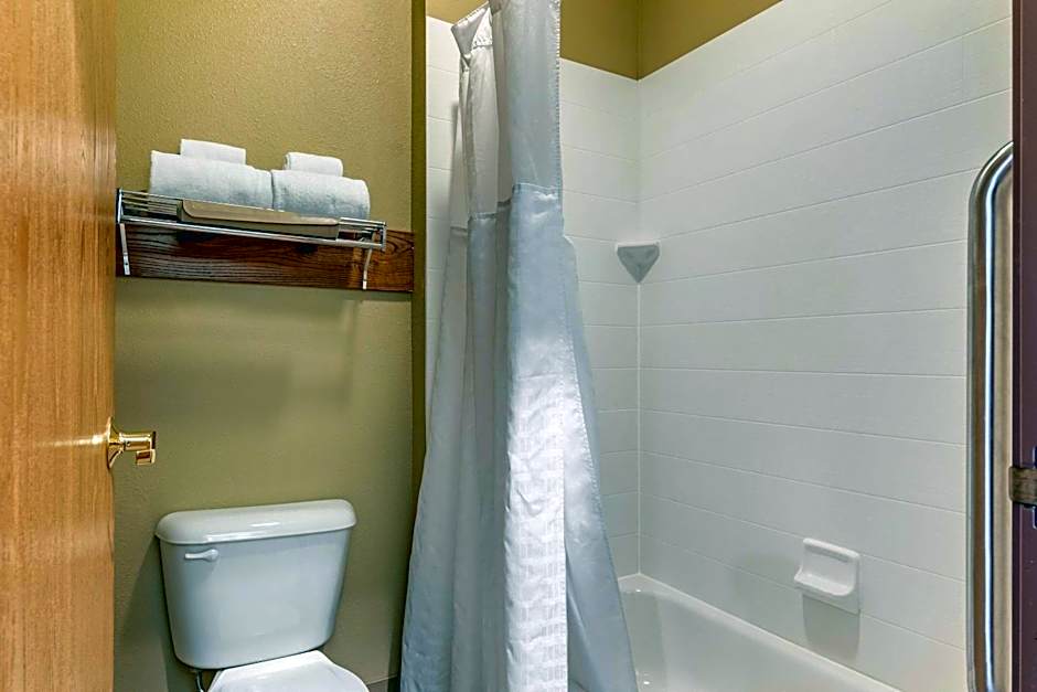 Comfort Inn Warrensburg Station