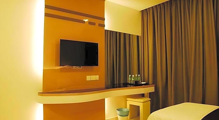 Lf Hotel Tapah