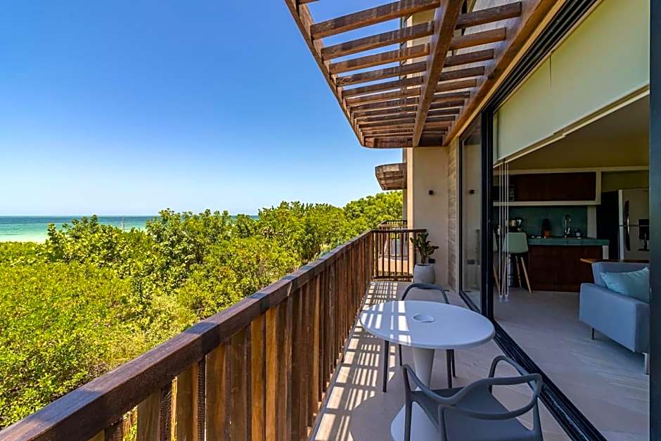 Ocean View Loft in Punta Cocos - C102