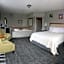 Vacationland Inn & Suites