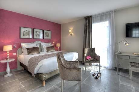 Junior Suite - Free Spa Access