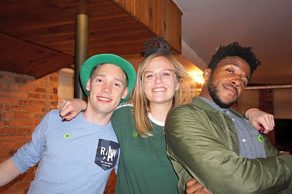 Wrigley Hostel - Chicago