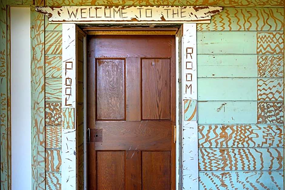 Bed in a Shed Vineyard Stay