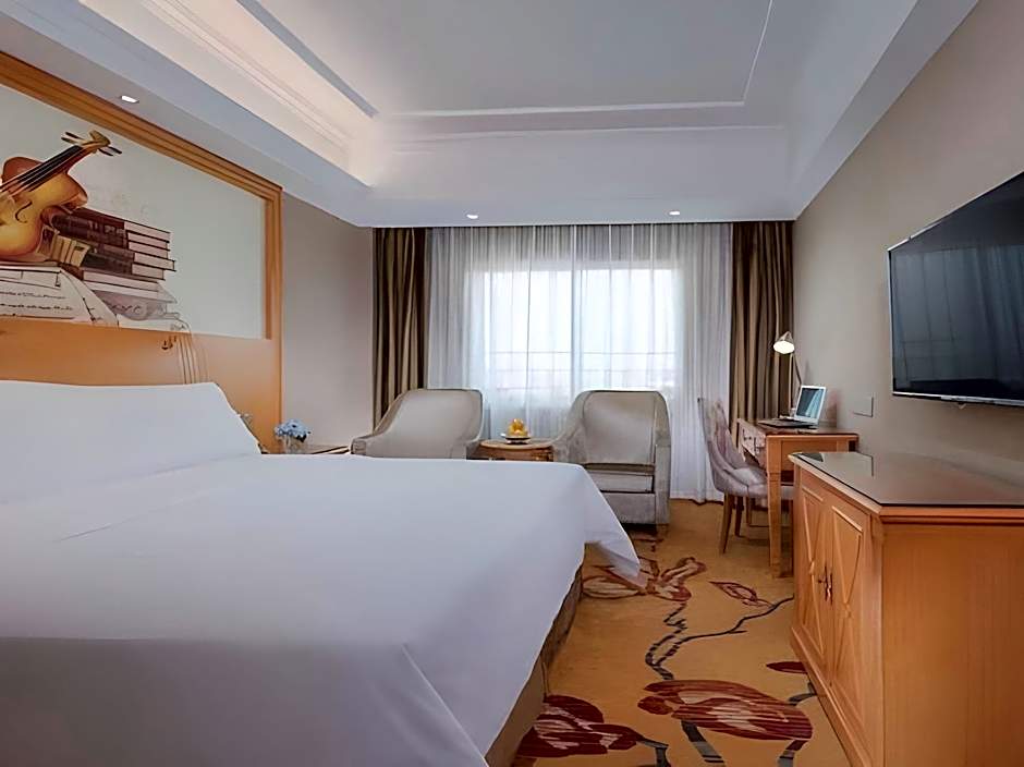 Vienna International Hotel Zhuhai Qinlv Middle Road Haibin