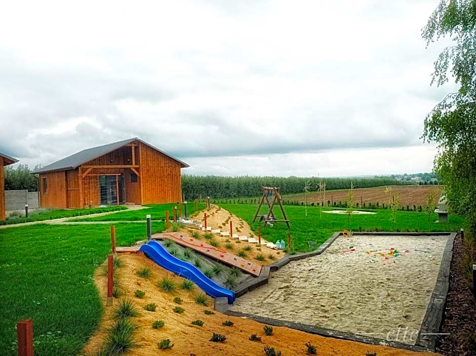 Kwitnące Jabłonie. Całoroczne Domki Wypoczynkowe