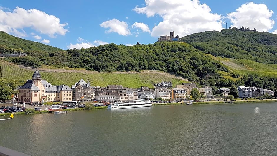 B&B Die Quelle