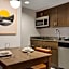 Homewood Suites By Hilton - Charlottesville