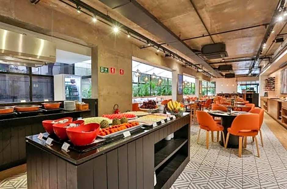 Flat particular dentro do Hotel Executive Faria Lima!