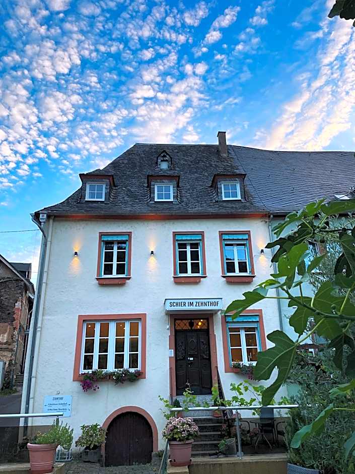 Gästehaus Weingut Schier im Zehnthof