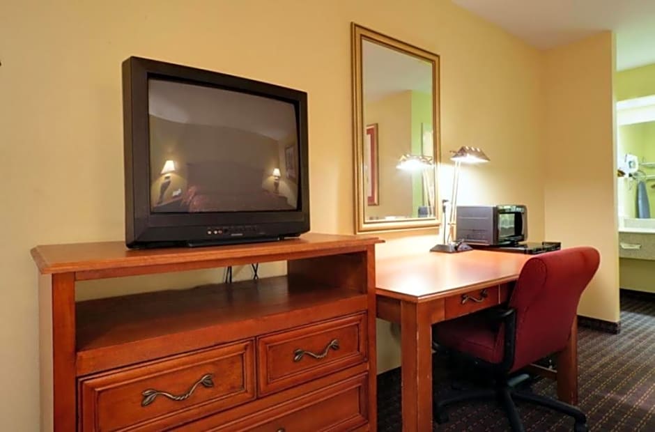 Americas Best Value Inn & Suites Yukon Oklahoma City