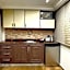 Queens Suite Hotel