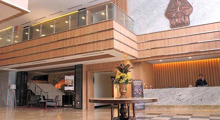 Patra Semarang Hotel & Convention