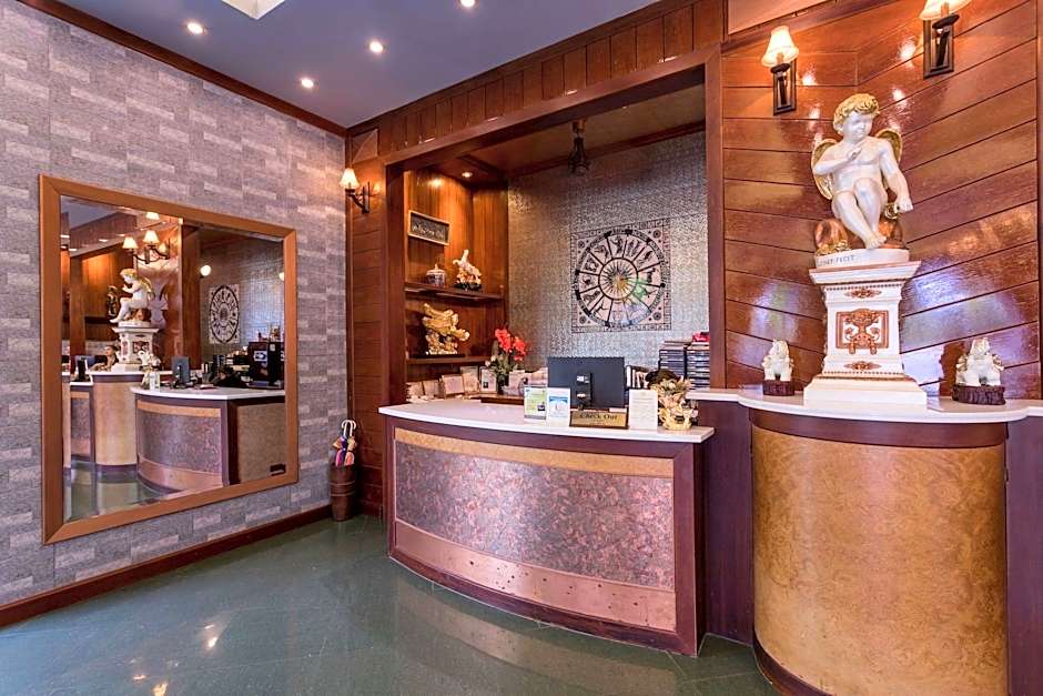 Erawan Hotel