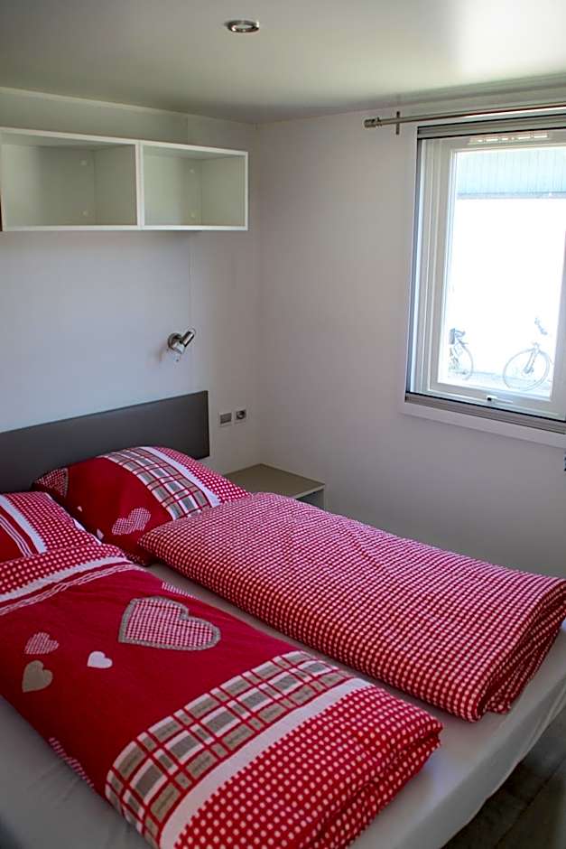 NATURAMA BEILNGRIES - Naturparkcamping und Fasshotel