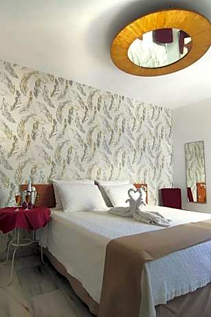 Double Room with Spa Bath