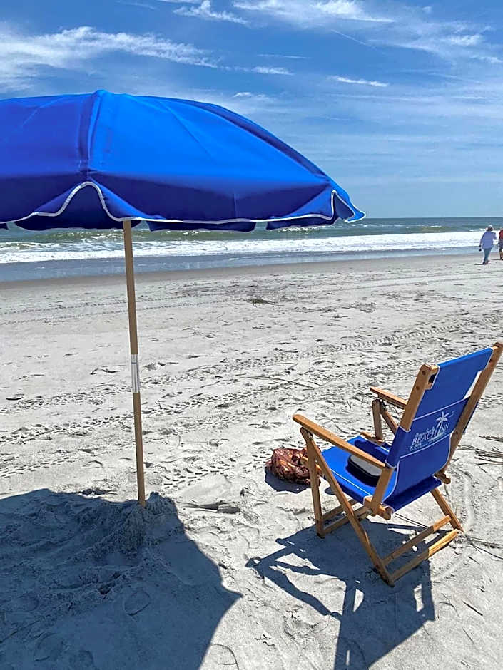 New 2025-Ocean Sands Beach Boutique Inn-Sauna and Salt-Mineral Pool -Free Beach Bikes and Famous Beach-Nightly Popcorn-Bathrobes and Sunscreen in all rooms-Ultra Sparkling-Free Laundry-4 Grand Presidential Black Beds in all rooms-Savings#252-242-SAND