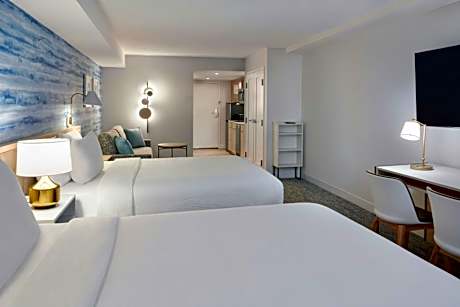 Studio with Two Queen Beds and City View