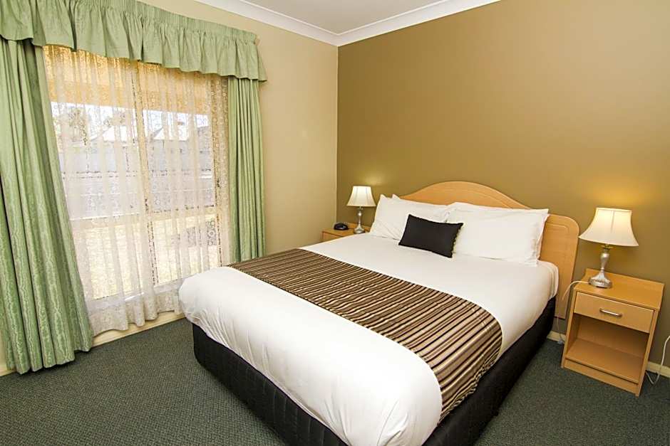 Green Gables Motel