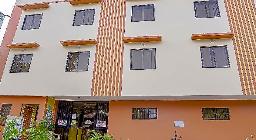 RedDoorz @ La Briana Guest House Bantayan Cebu