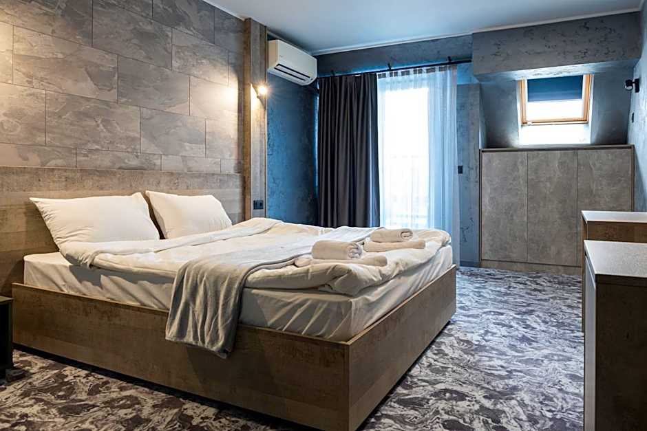 RCR Einstein studios