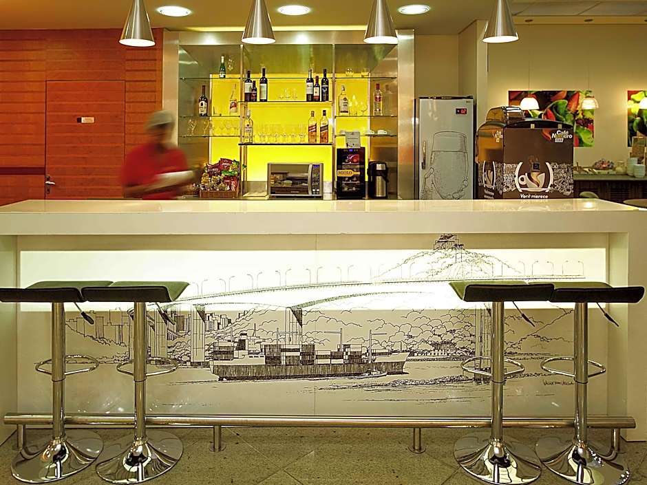 ibis Vitoria Praia de Camburi