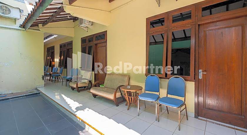 Hotel Wisata Ziarah Sunan Bonang Syariah Mitra RedDoorz