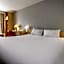 ibis Rochefort