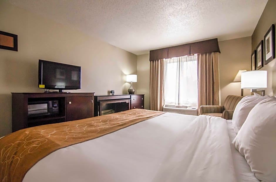 Quality Suites St. Joseph