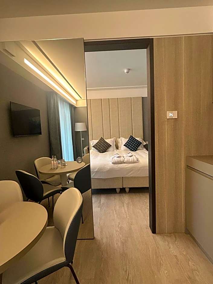 Ceccarini 9 home suite home