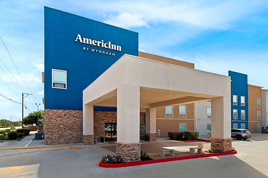 AmericInn by Wyndham New Braunfels