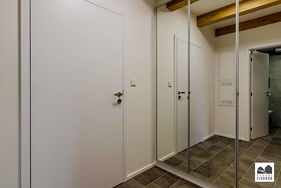 Photo 1 of 4 of Junior Suite