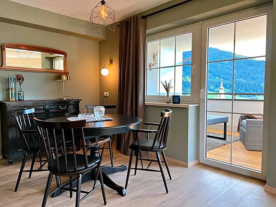 Boutique Hotel Bellevue Lermoos