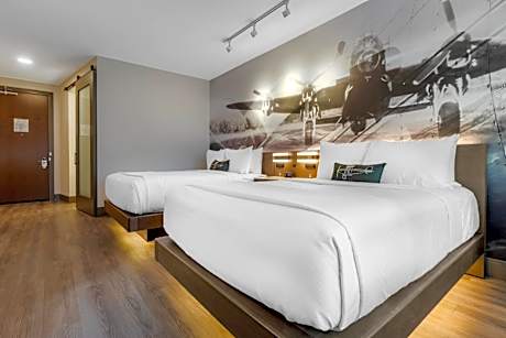 Suite with Two Queen Beds - Accessible/Non-Smoking